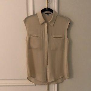 Classic staple sleeveless blouse